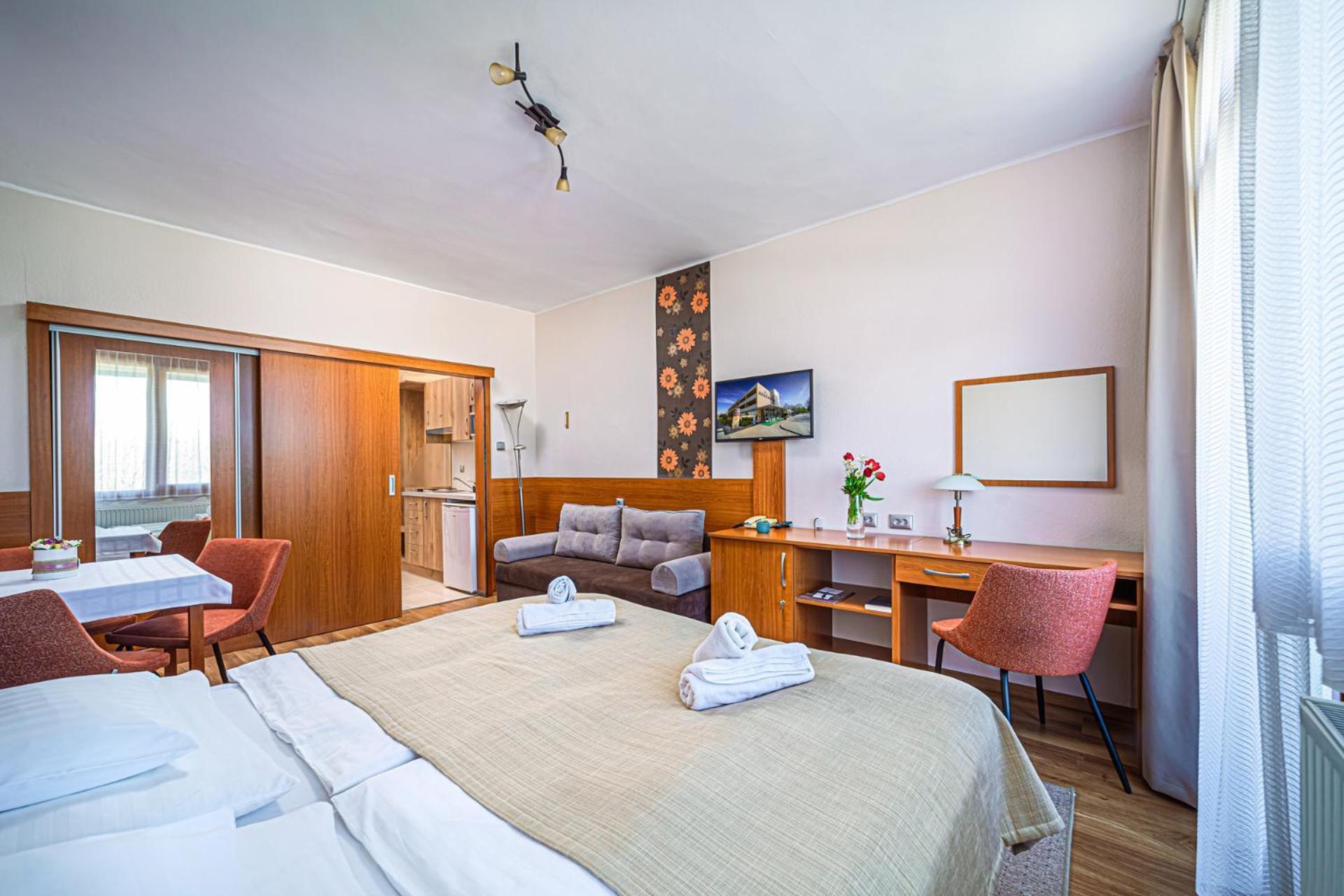 Apartman Hotel Бюк Экстерьер фото