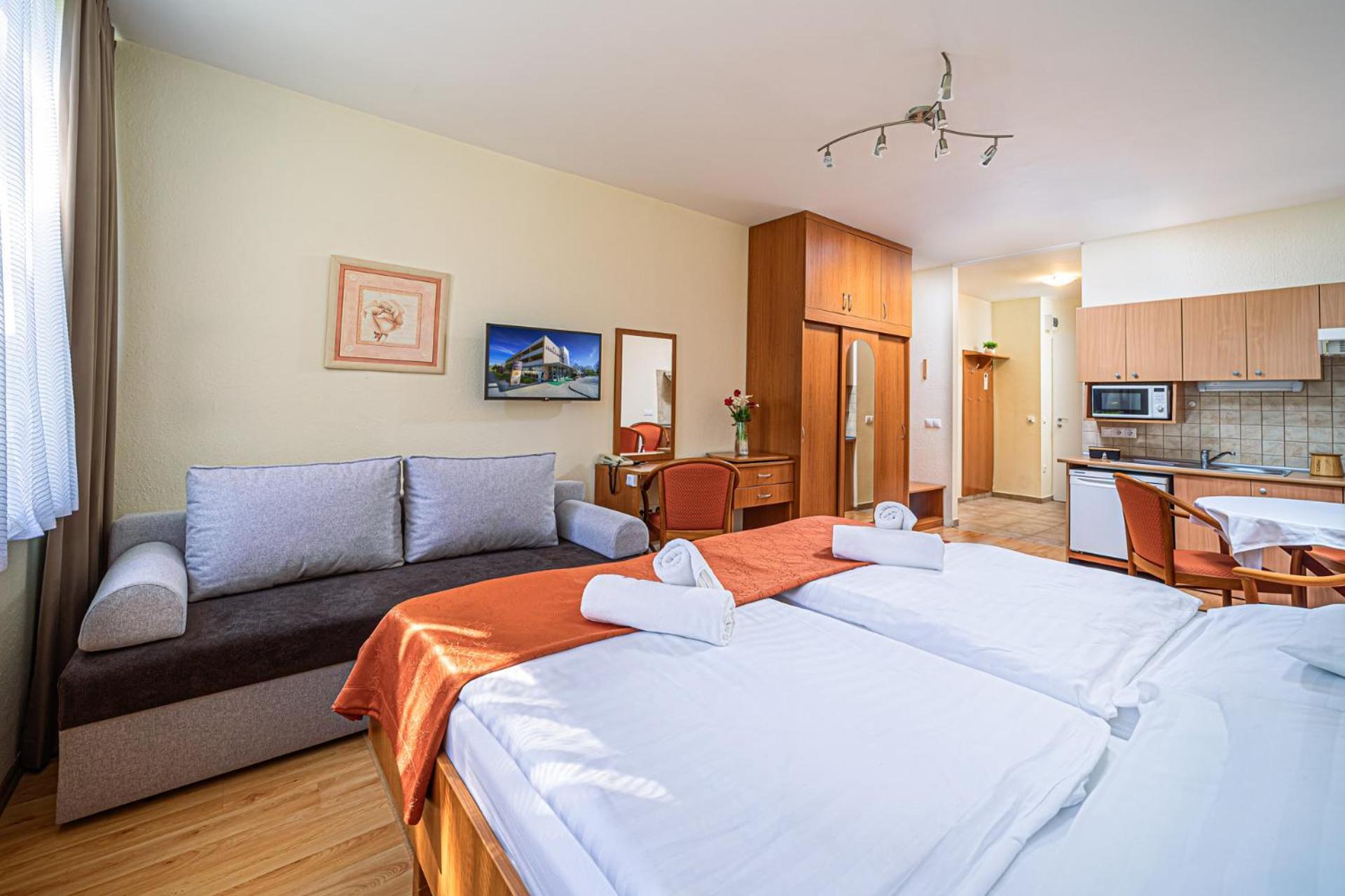 Apartman Hotel Бюк Экстерьер фото