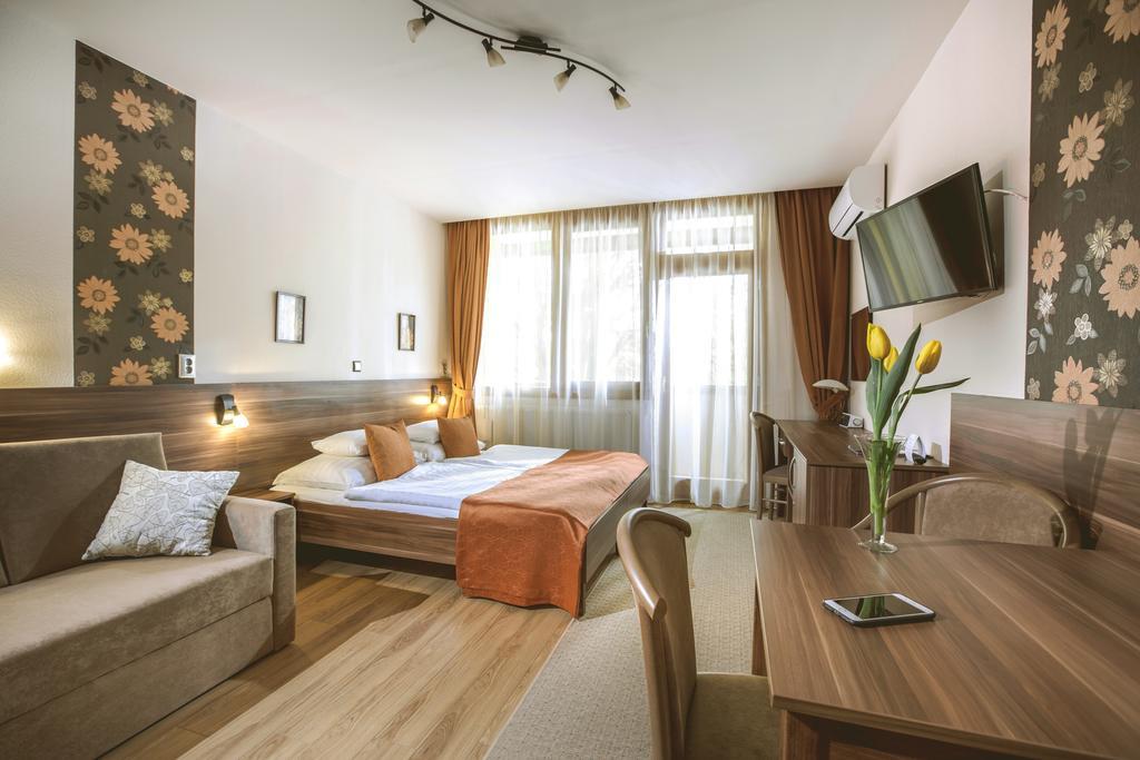 Apartman Hotel Бюк Экстерьер фото