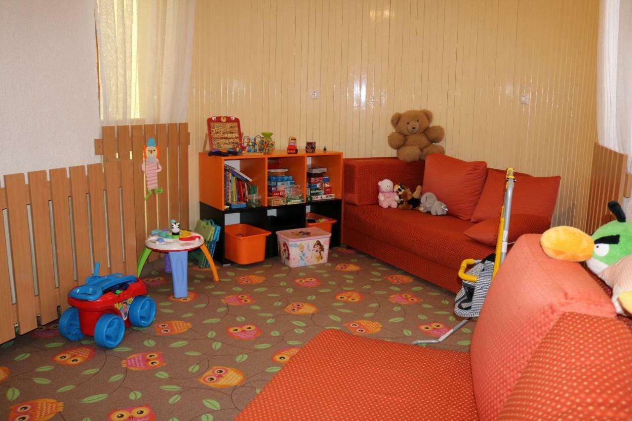 Apartman Hotel Бюк Экстерьер фото