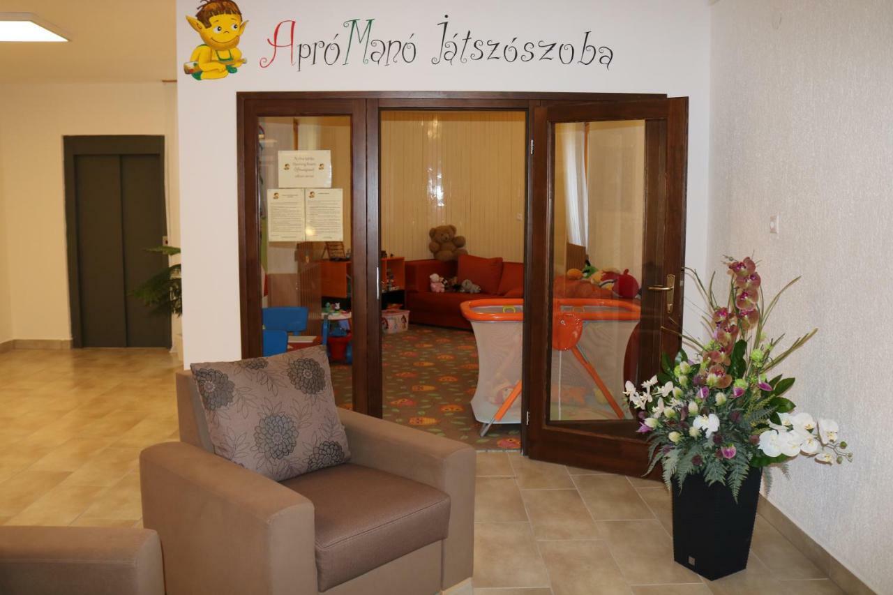 Apartman Hotel Бюк Экстерьер фото
