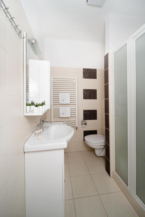 Apartman Hotel Бюк Экстерьер фото